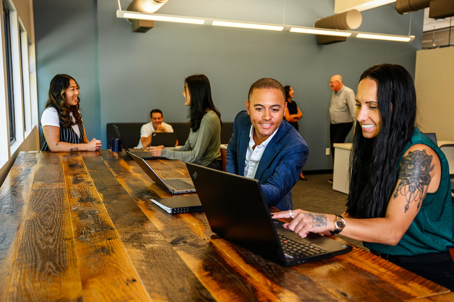 Coworking versus renting an office
